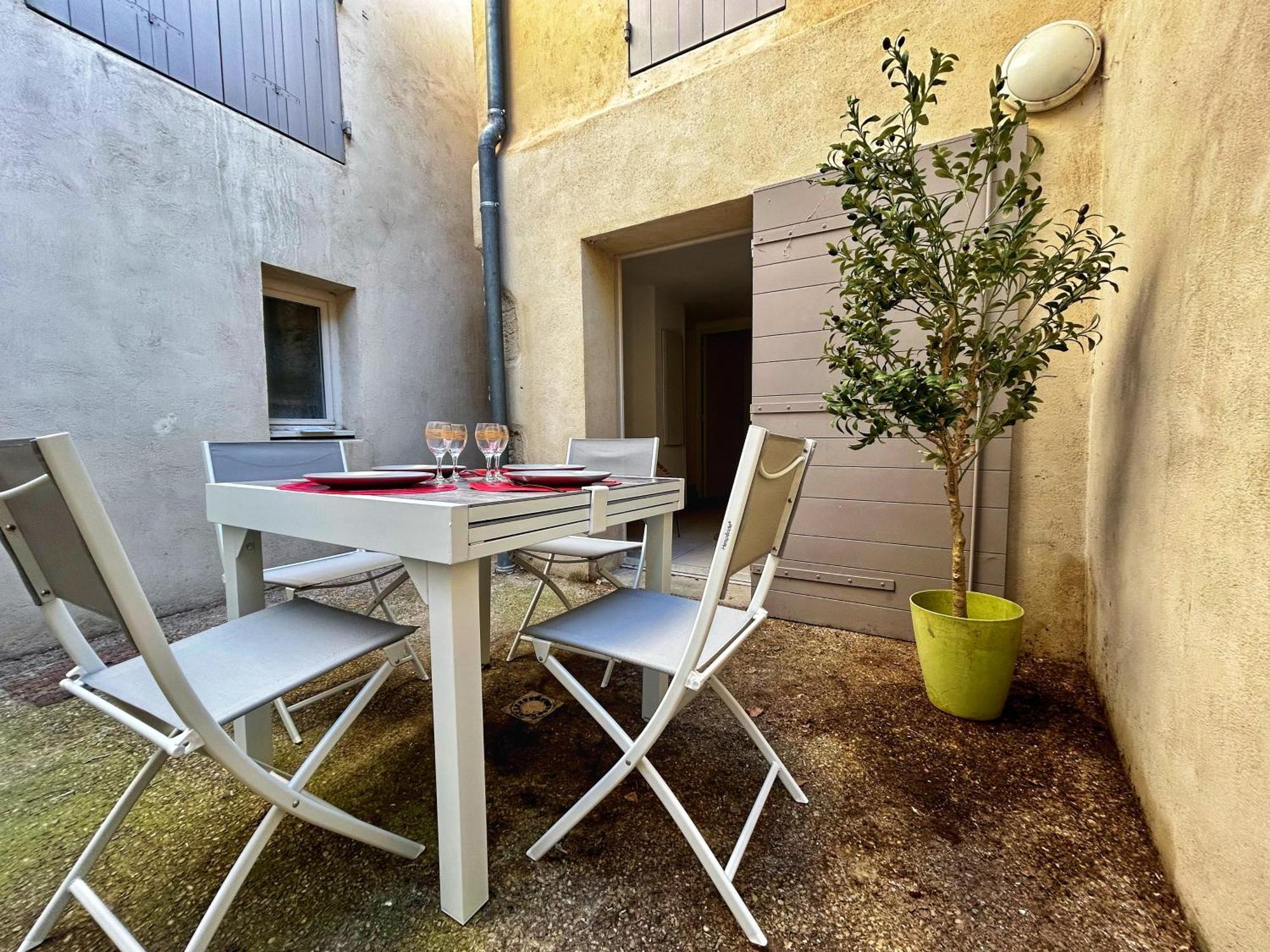 Apartamento Terracotta Tranquility Arlés Exterior foto