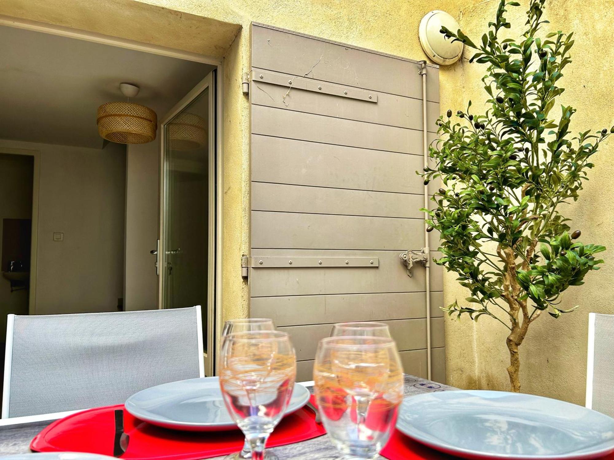 Apartamento Terracotta Tranquility Arlés Exterior foto